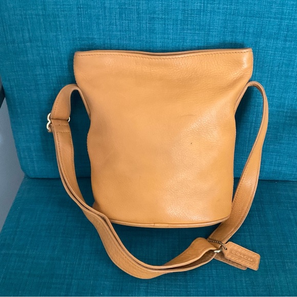 Vintage Coach Sonoma 4907 British Tan Camel Pebbled Leather Bucket Bag Authentic - Picture 5 of 12